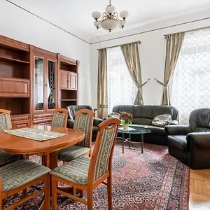 Hostal Lovely, Budapest