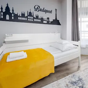 Downtown House Orange Aparthotel